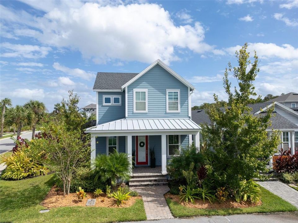 For Sale: $699,900 (3 beds, 2 baths, 1957 Square Feet)