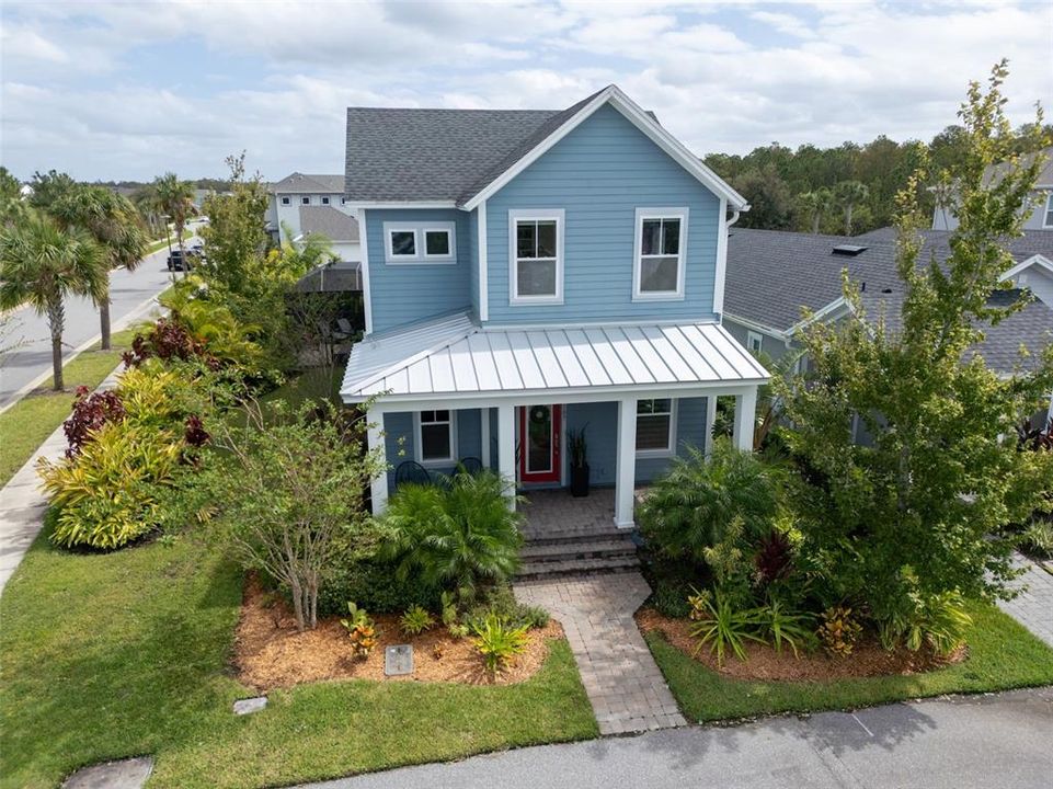 For Sale: $699,900 (3 beds, 2 baths, 1957 Square Feet)