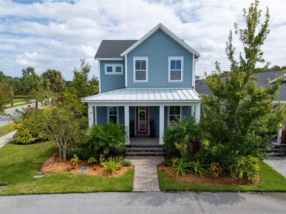 For Sale: $699,900 (3 beds, 2 baths, 1957 Square Feet)