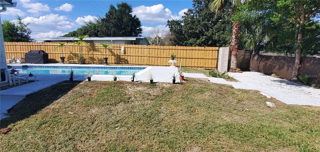 En Venta: $250,000 (4 camas, 3 baños, 1643 Pies cuadrados)