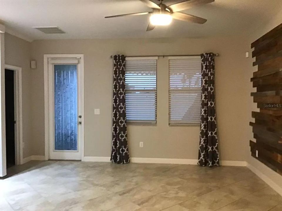 For Rent: $2,800 (4 beds, 3 baths, 2040 Square Feet)