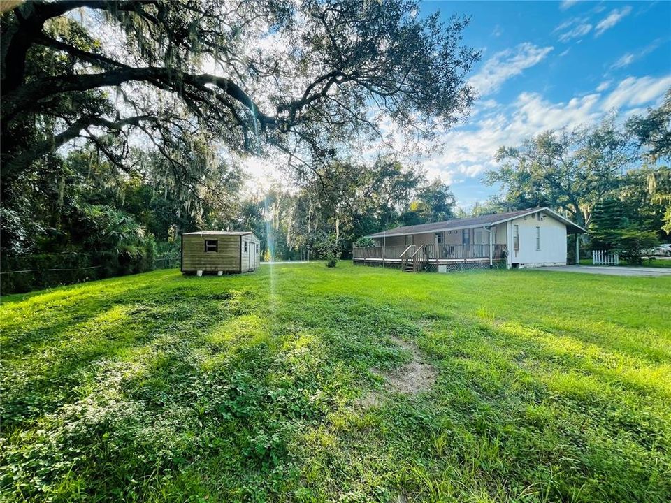 For Sale: $410,000 (3 beds, 2 baths, 1140 Square Feet)