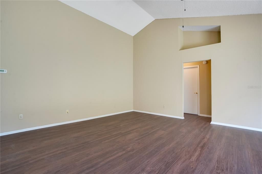 For Sale: $309,900 (3 beds, 2 baths, 1380 Square Feet)