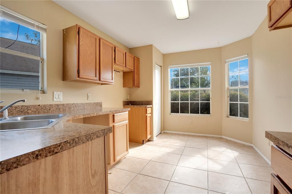 For Sale: $309,900 (3 beds, 2 baths, 1380 Square Feet)