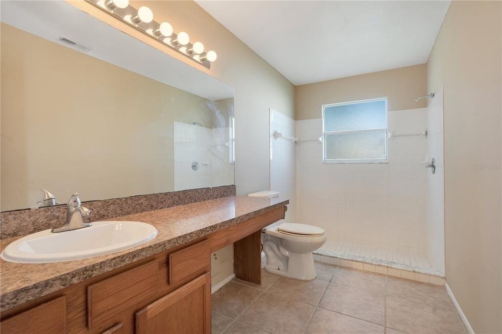 For Sale: $309,900 (3 beds, 2 baths, 1380 Square Feet)