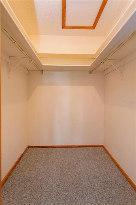 Walk-in Closet