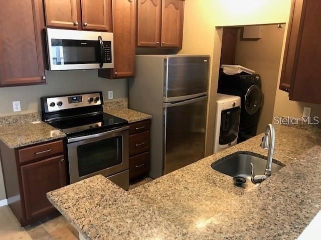 For Rent: $1,700 (2 beds, 2 baths, 1170 Square Feet)