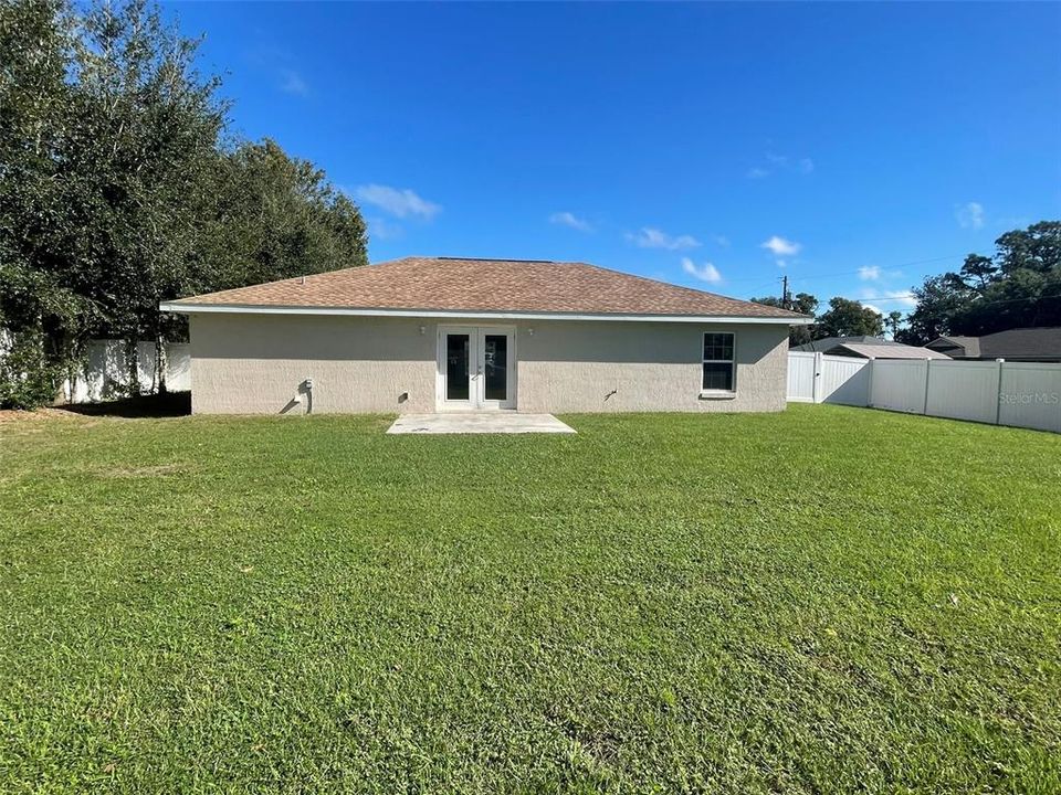 For Sale: $264,900 (3 beds, 2 baths, 1400 Square Feet)