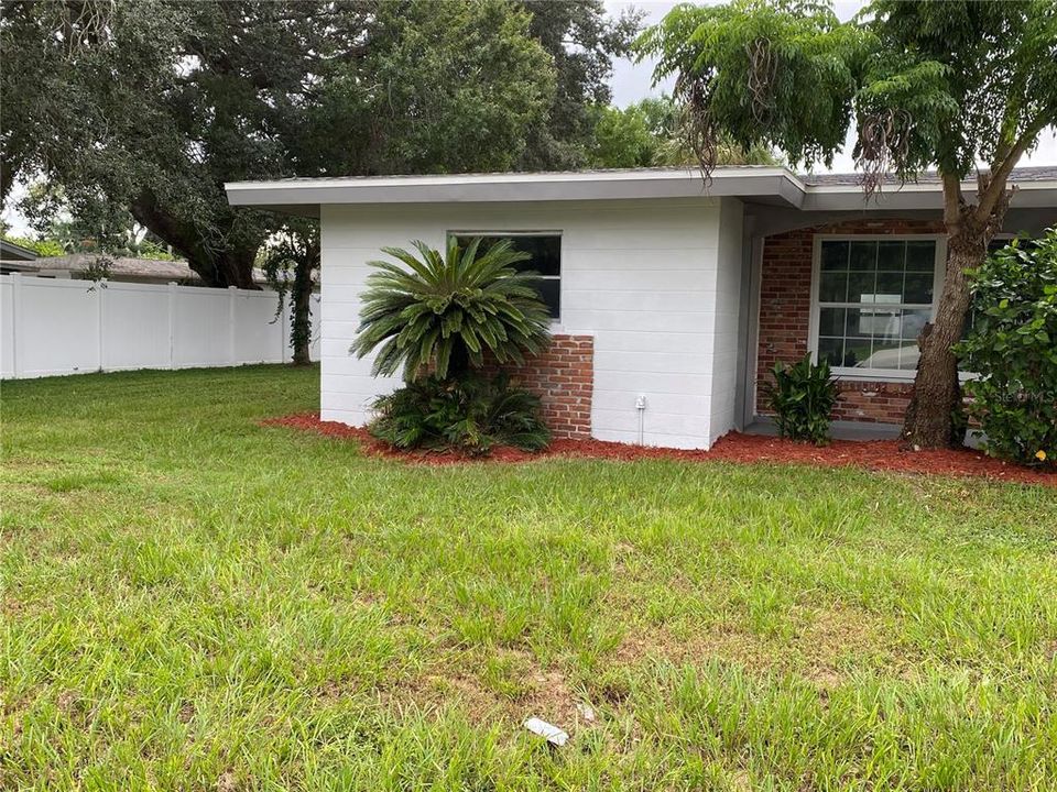 For Rent: $2,950 (3 beds, 2 baths, 1763 Square Feet)