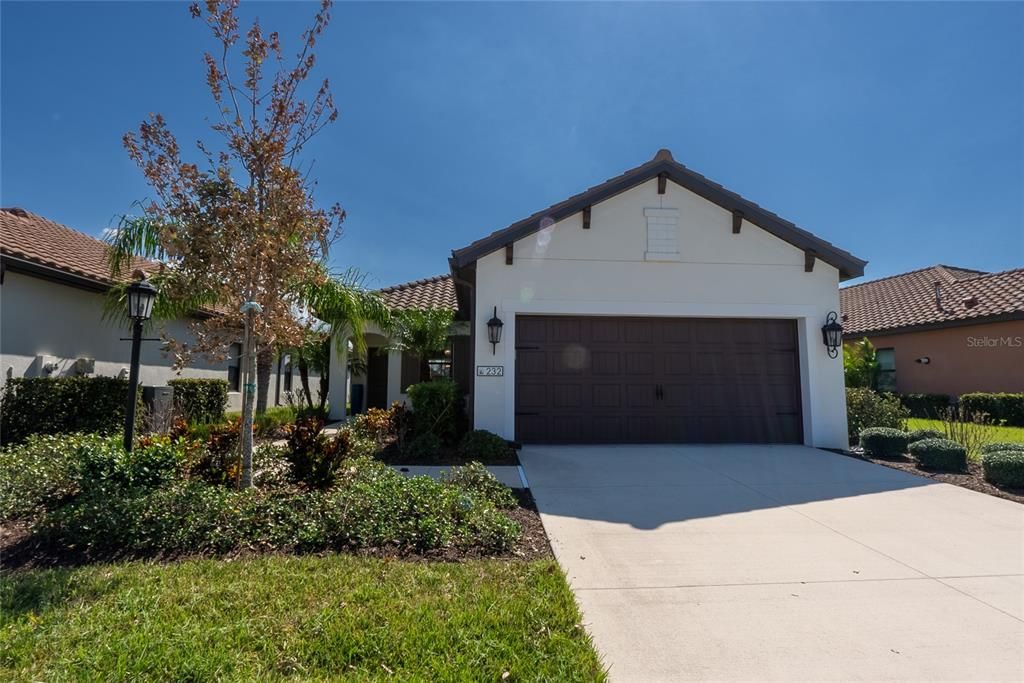 For Sale: $499,000 (3 beds, 2 baths, 1533 Square Feet)