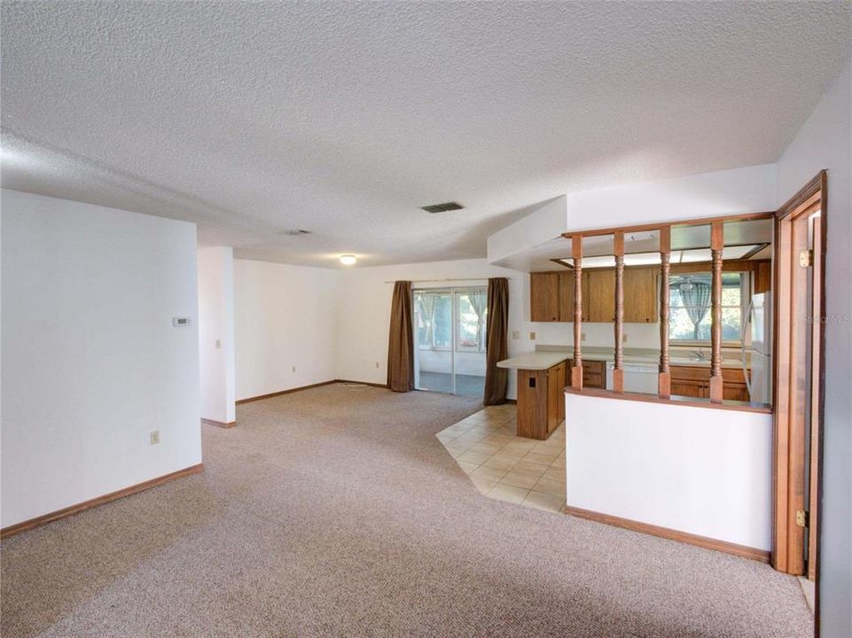 Kitchen/Dining Room