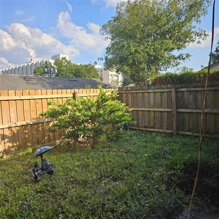 For Sale: $175,000 (2 beds, 2 baths, 1572 Square Feet)