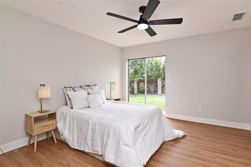 For Sale: $375,900 (3 beds, 2 baths, 1280 Square Feet)