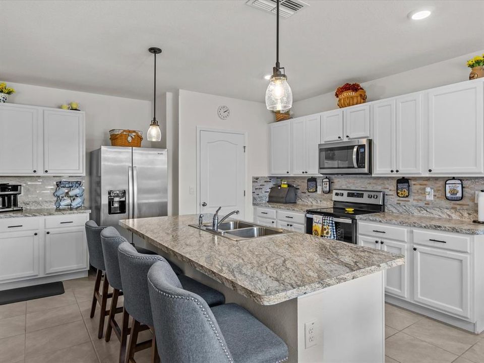 Kitchen with island