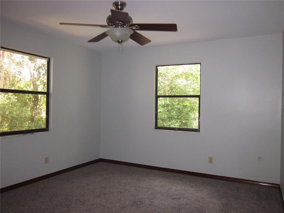 For Rent: $2,600 (4 beds, 2 baths, 2709 Square Feet)