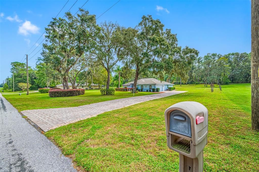 For Sale: $459,000 (3 beds, 2 baths, 1901 Square Feet)