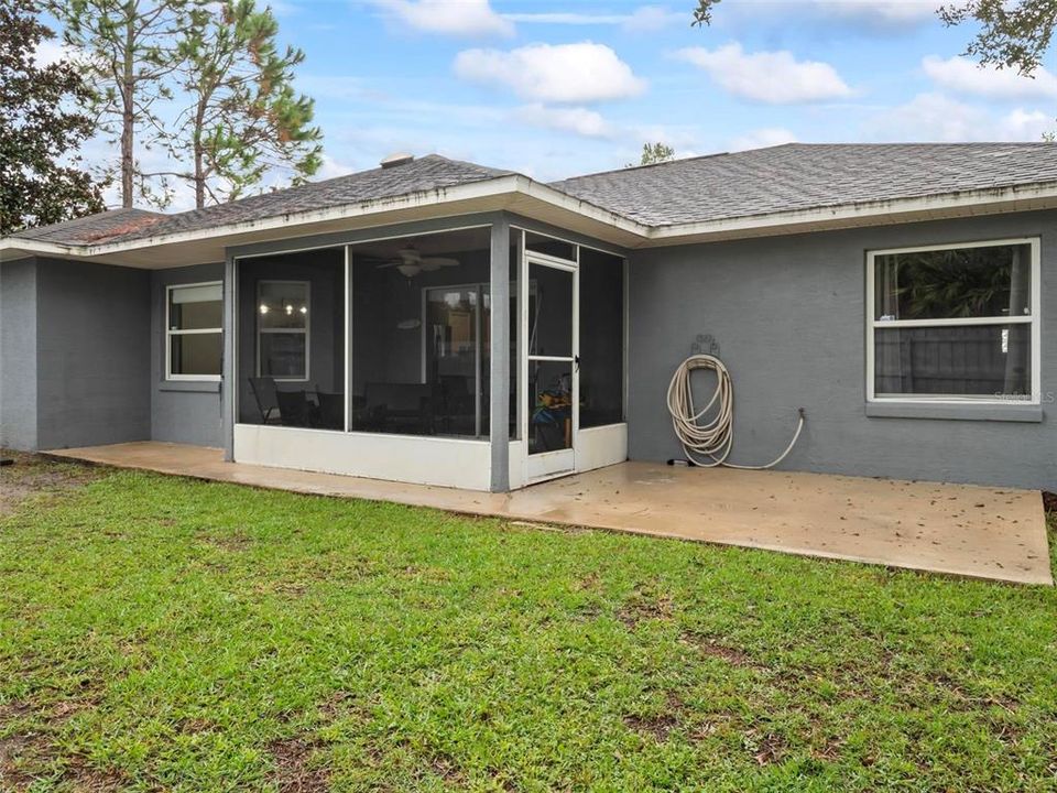 For Sale: $318,000 (4 beds, 2 baths, 1835 Square Feet)