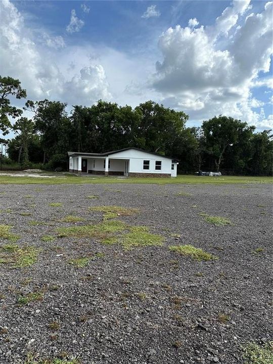 For Sale: $950,000 (1.07 acres)