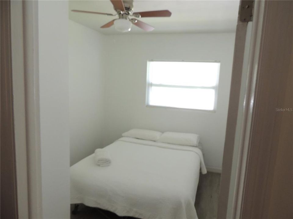 For Sale: $299,800 (3 beds, 2 baths, 1060 Square Feet)