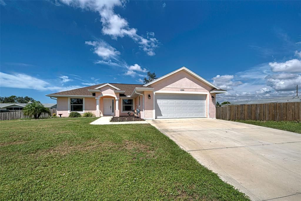 For Sale: $420,000 (3 beds, 2 baths, 1441 Square Feet)