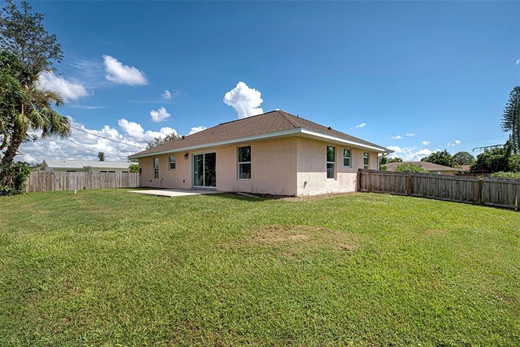 For Sale: $420,000 (3 beds, 2 baths, 1441 Square Feet)