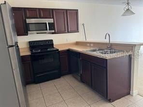 For Rent: $1,850 (3 beds, 2 baths, 1495 Square Feet)