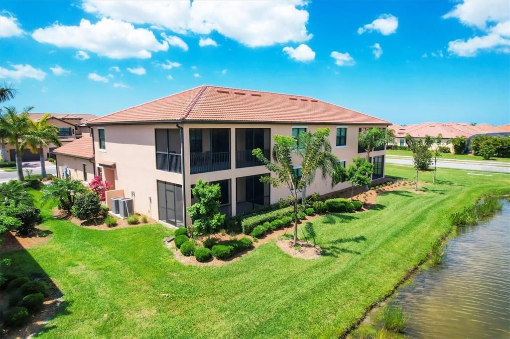 For Sale: $499,000 (3 beds, 2 baths, 1737 Square Feet)