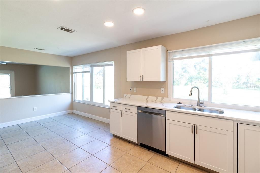 For Sale: $369,900 (3 beds, 2 baths, 1931 Square Feet)