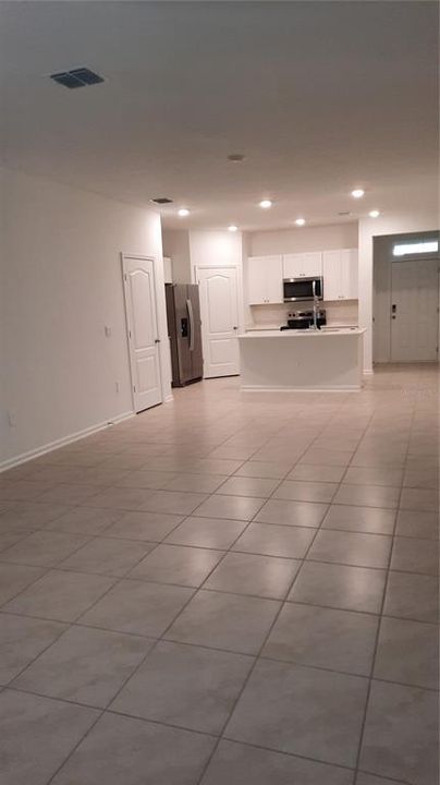 For Rent: $1,650 (2 beds, 2 baths, 1442 Square Feet)