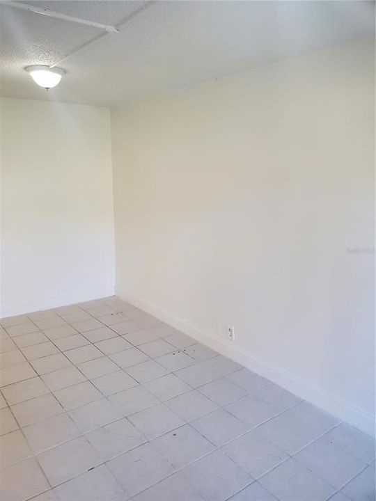 For Sale: $59,900 (0 beds, 1 baths, 276 Square Feet)