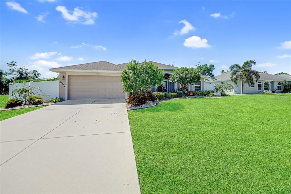 For Sale: $497,000 (3 beds, 2 baths, 1877 Square Feet)