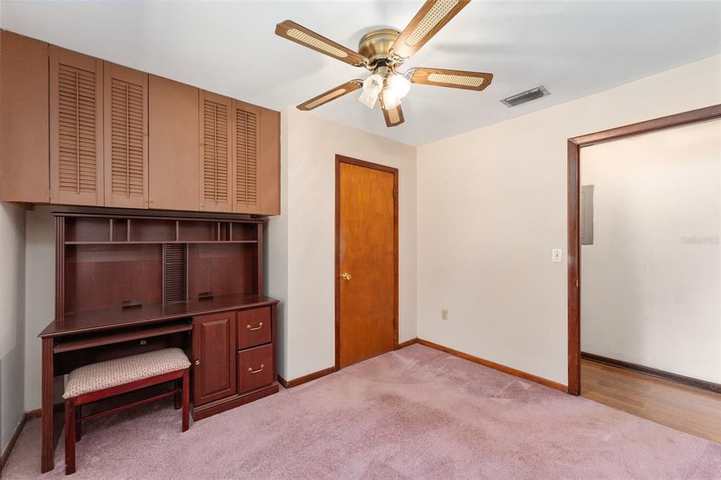 For Sale: $259,000 (3 beds, 1 baths, 1640 Square Feet)