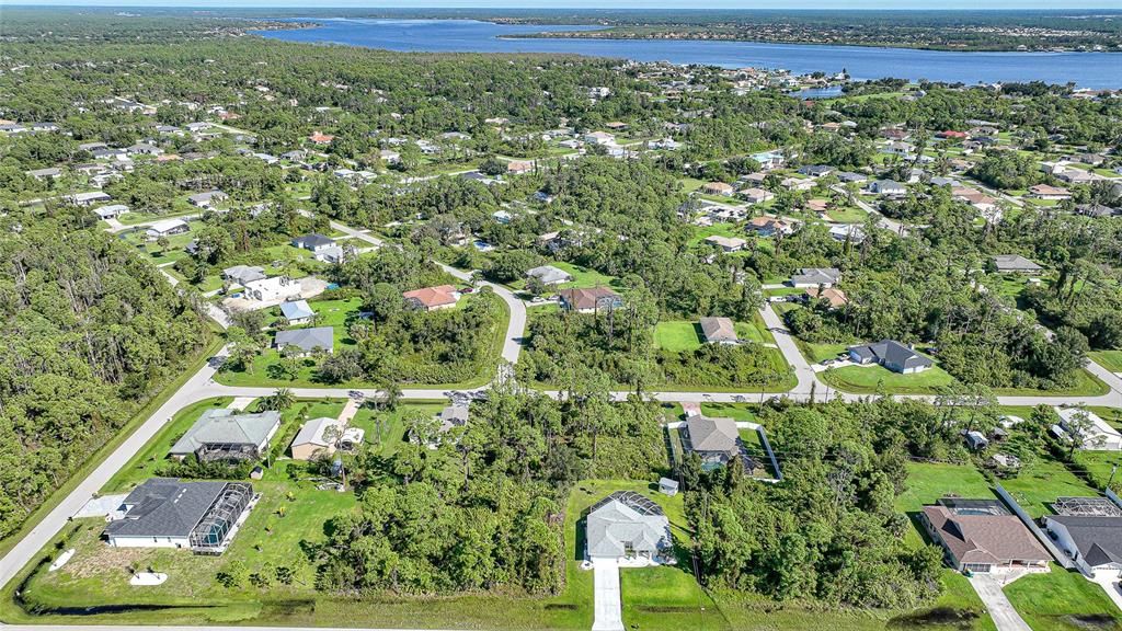 myakka river pictured in background and showing off the neighborhood