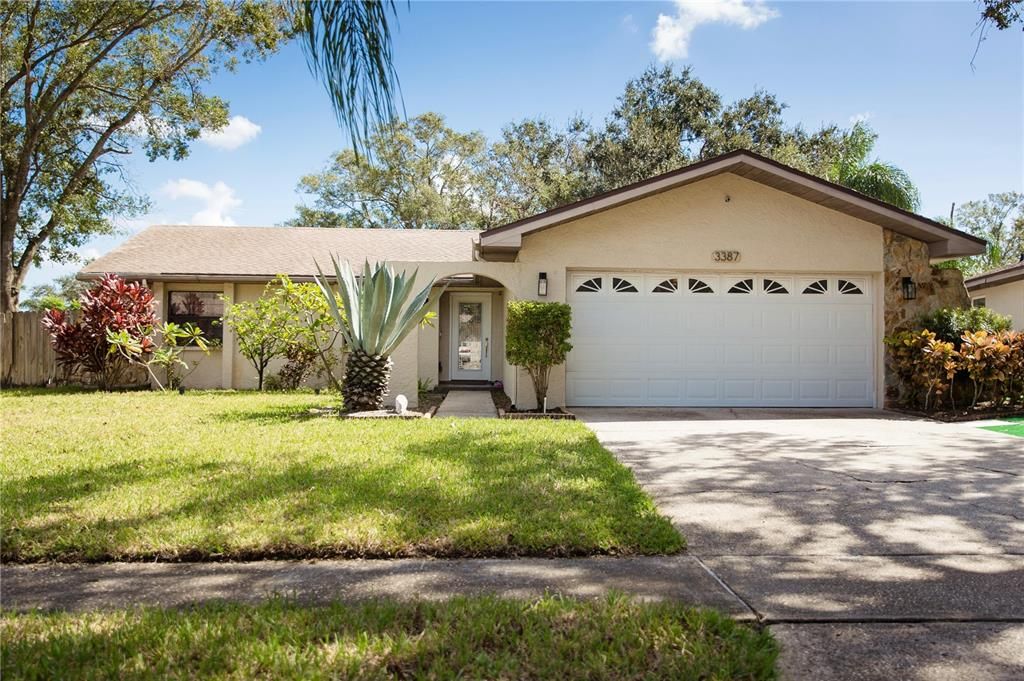 For Sale: $514,900 (3 beds, 2 baths, 1548 Square Feet)