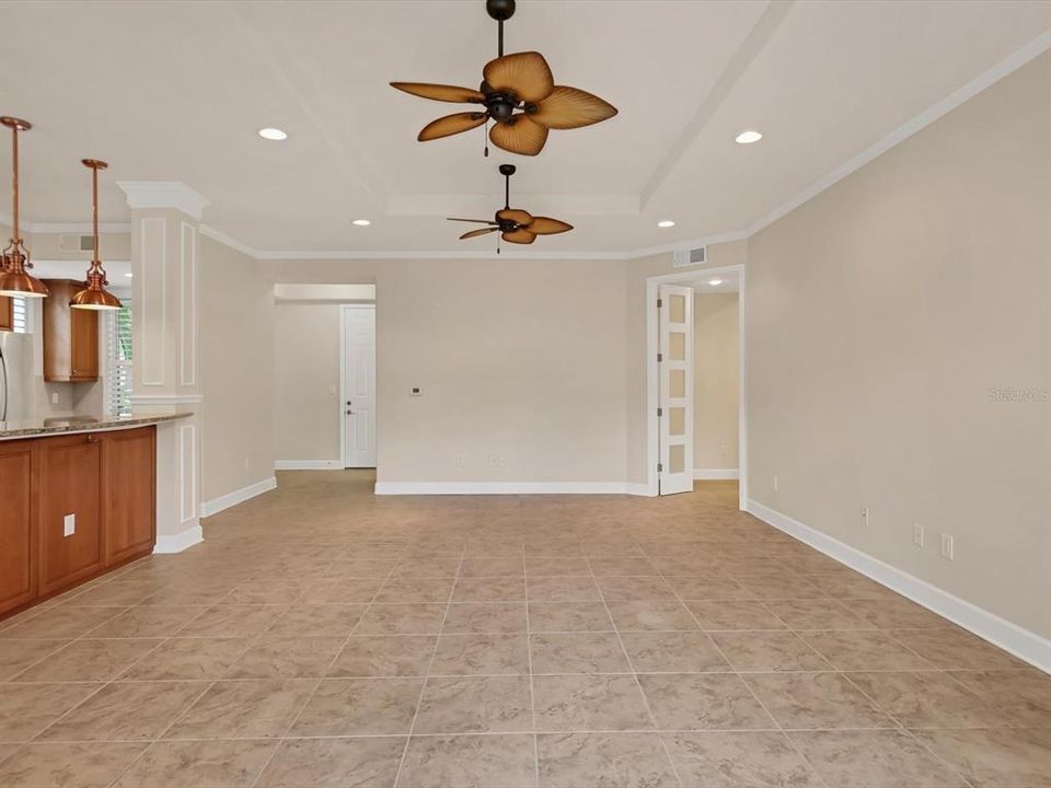 For Sale: $444,000 (2 beds, 2 baths, 1512 Square Feet)