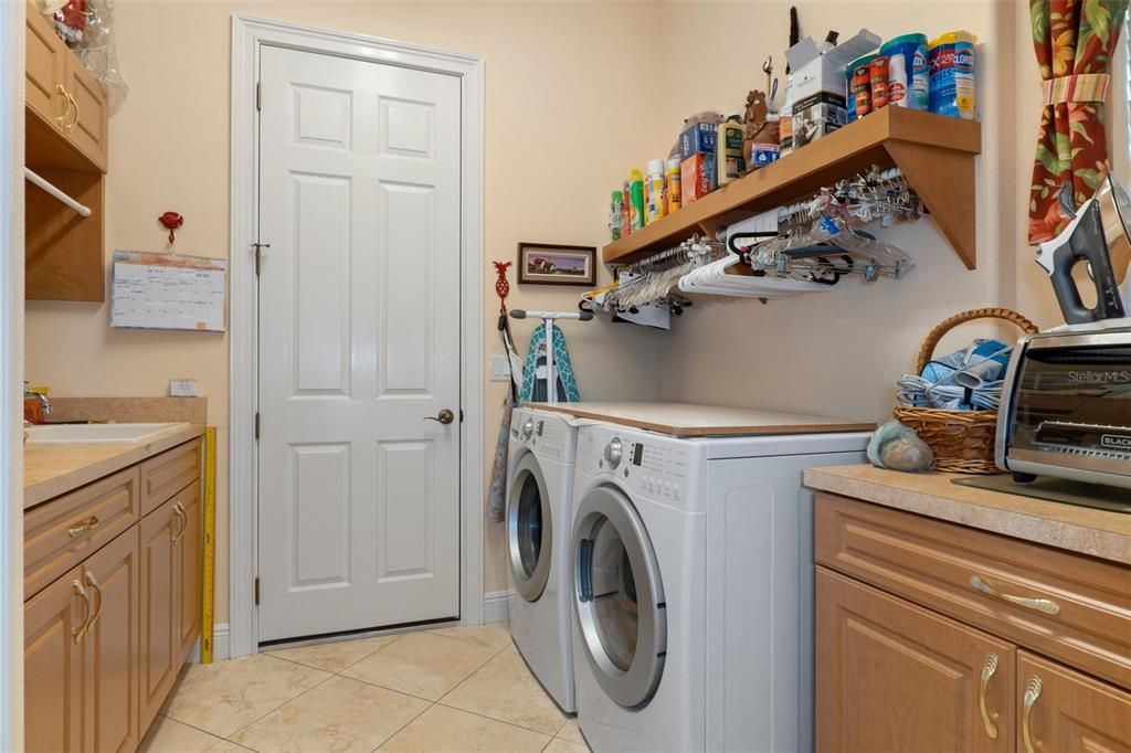 LAUNDRY ROOM W EXTRA STORAGE