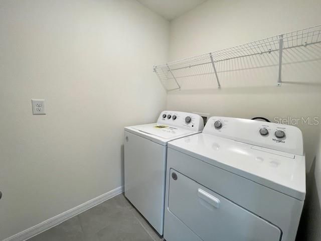 Active With Contract: $1,999 (4 beds, 2 baths, 1827 Square Feet)