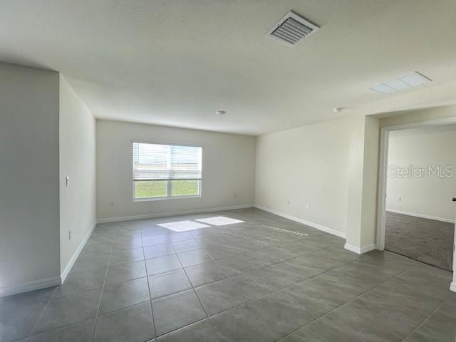 Active With Contract: $1,999 (4 beds, 2 baths, 1827 Square Feet)