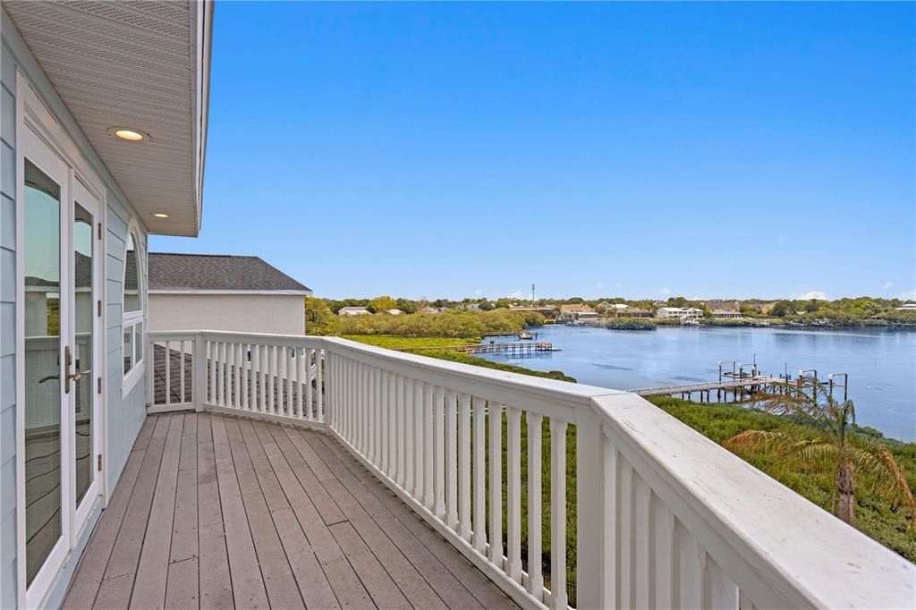 Master Bedroom -   Balcony