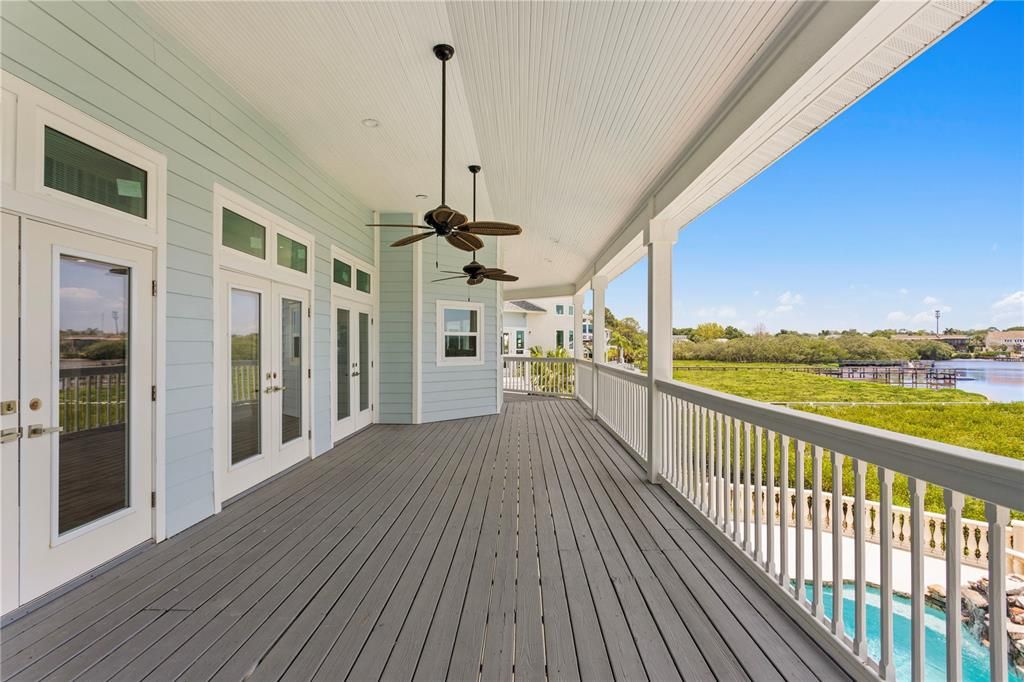 Main House - 2nd floor patio