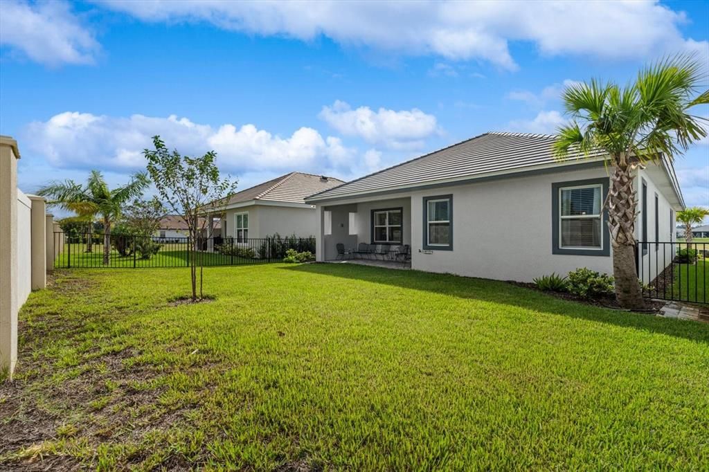 For Sale: $659,900 (3 beds, 2 baths, 1943 Square Feet)