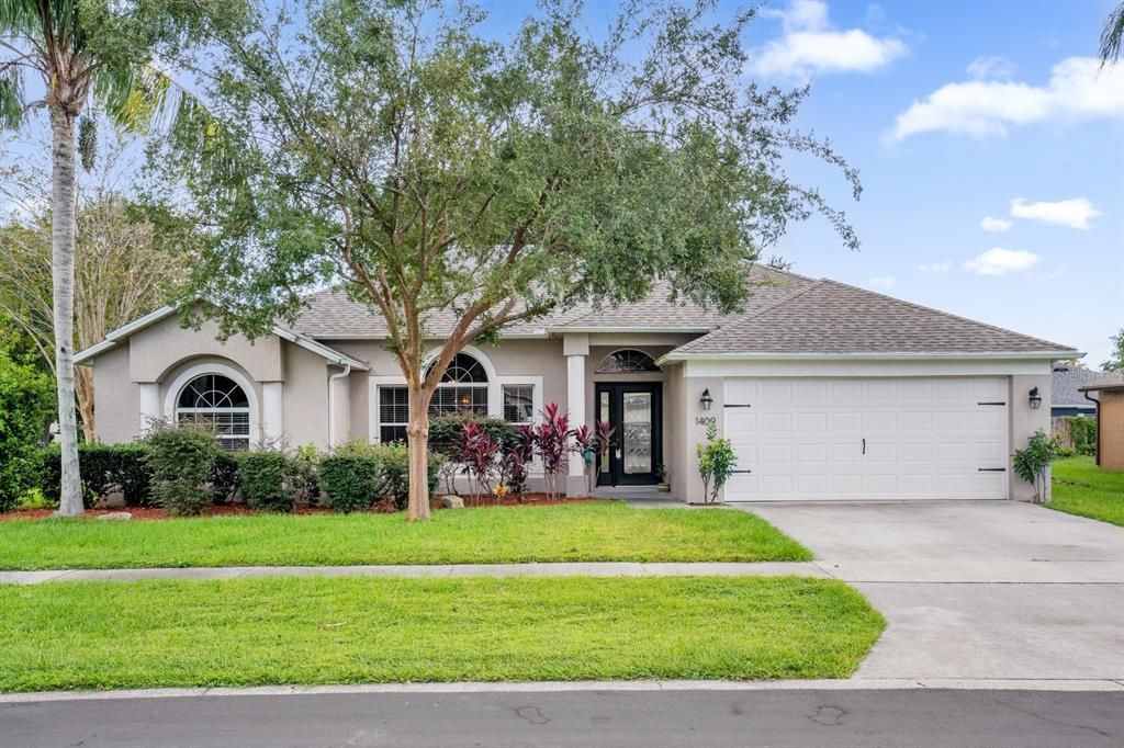 For Sale: $430,000 (3 beds, 2 baths, 1991 Square Feet)