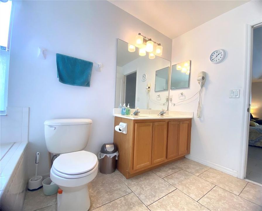 For Sale: $489,000 (4 beds, 2 baths, 2141 Square Feet)