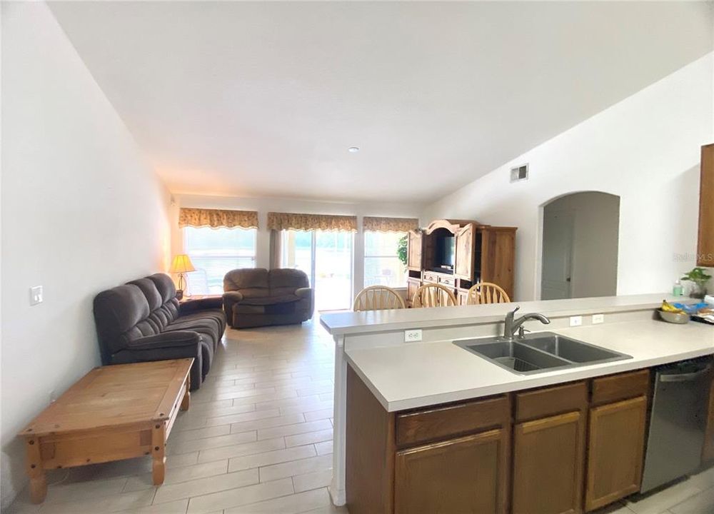 For Sale: $489,000 (4 beds, 2 baths, 2141 Square Feet)