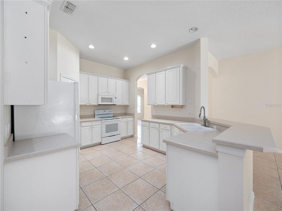 Kitchen with bar seating