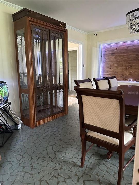 En Venta: $399,000 (3 camas, 2 baños, 2020 Pies cuadrados)