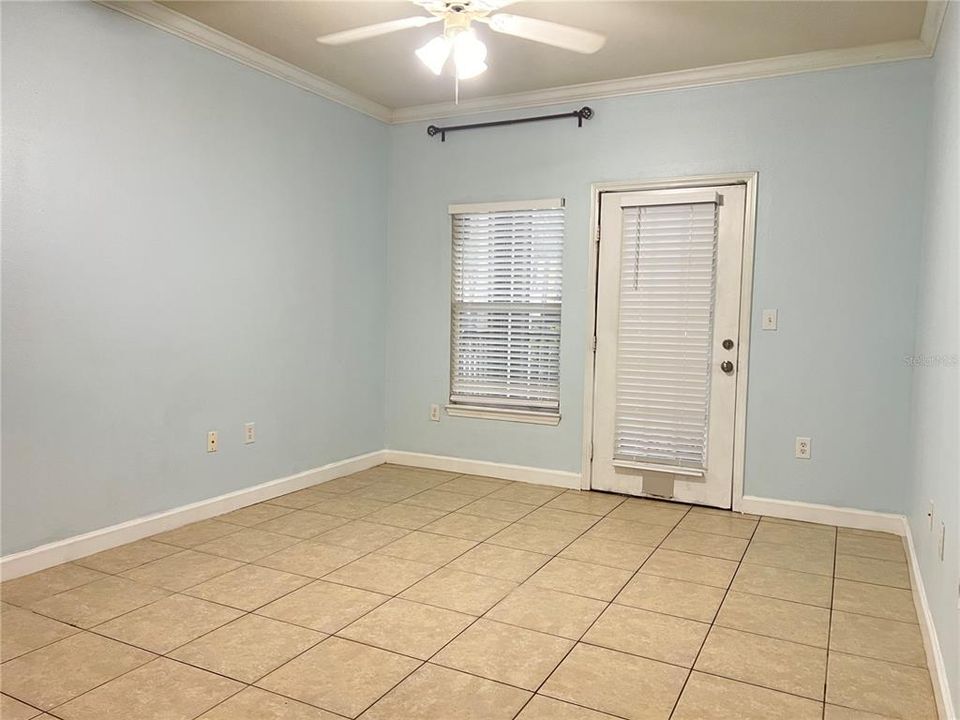 For Rent: $1,500 (2 beds, 1 baths, 1050 Square Feet)