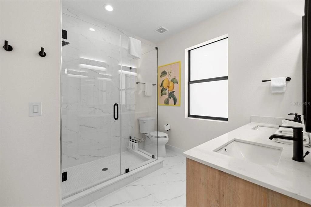 For Rent: $5,000 (3 beds, 2 baths, 1632 Square Feet)