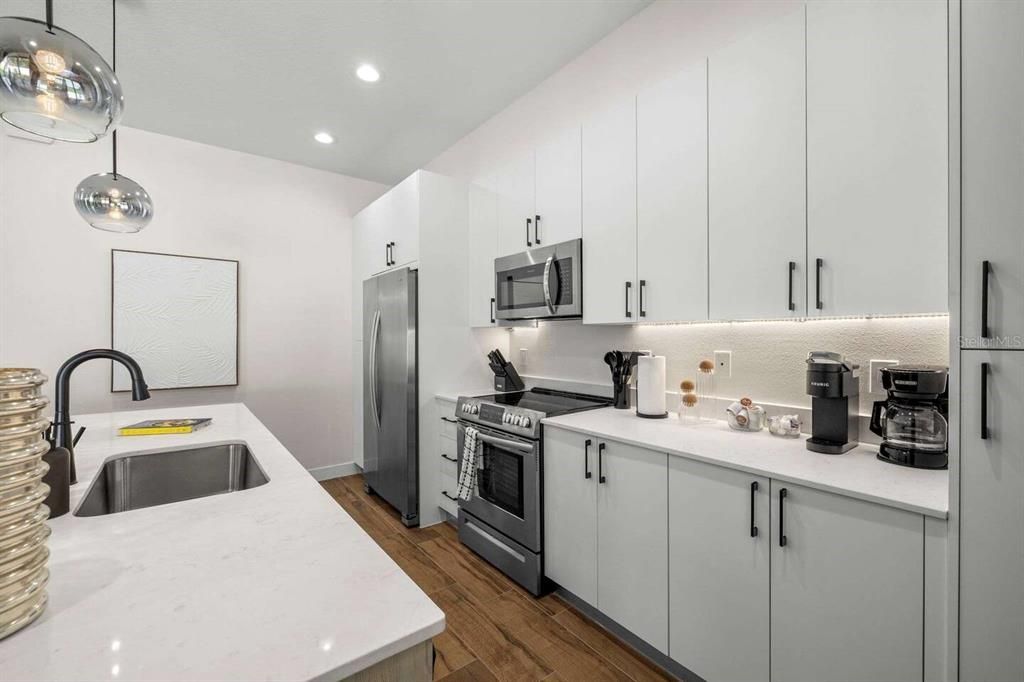 For Rent: $5,000 (3 beds, 2 baths, 1632 Square Feet)