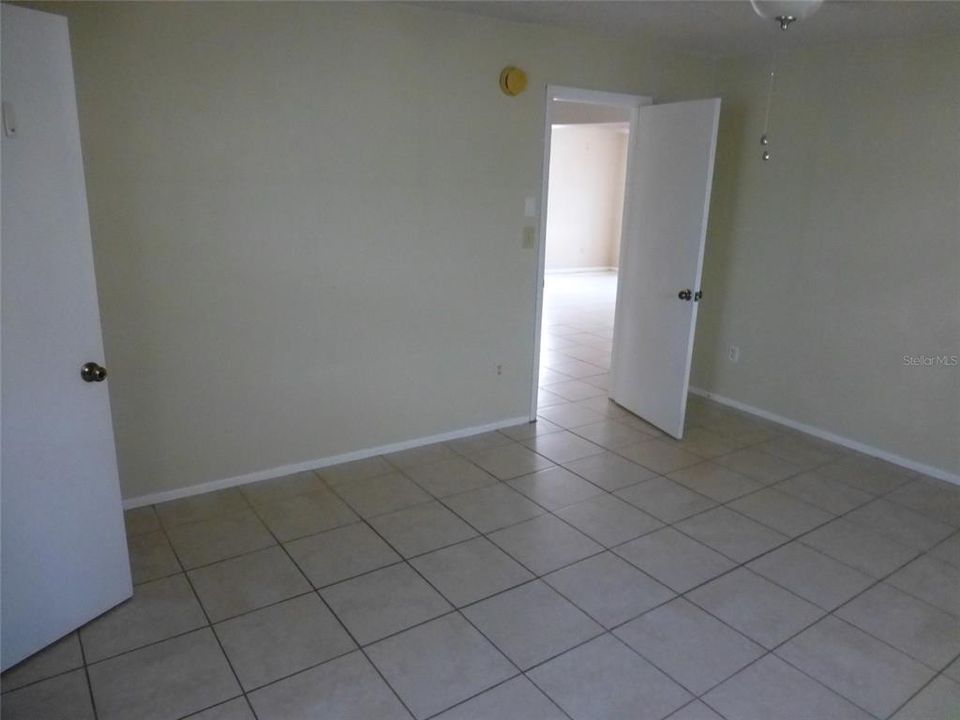 For Rent: $2,495 (3 beds, 2 baths, 1795 Square Feet)